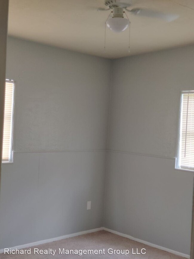 Building Photo - 4 br, 2 bath House - 4300 Walbridge St
