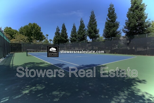 Foto del edificio - 1570 Eastlake Cir