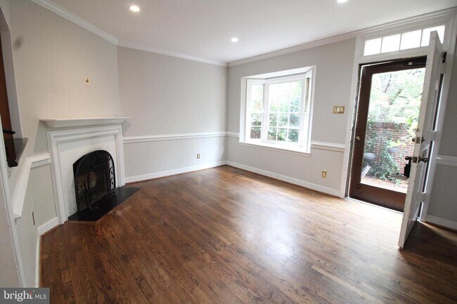 Foto del edificio - 604 Pendleton St