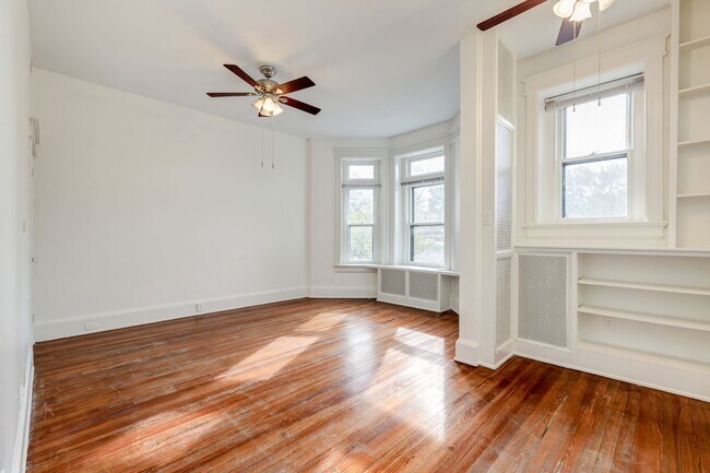 Foto del edificio - 400 Seward Sq SE