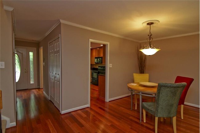 Building Photo - 2063 Wethersfield Ct