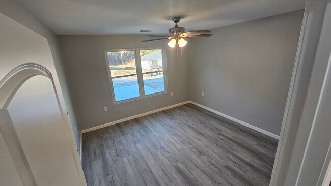 Building Photo - 216B White Eagle