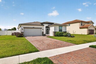 Building Photo - 13275 NW Copper Creek Dr