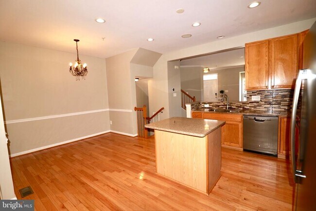 Foto del edificio - 25323 Damascus Park Terrace