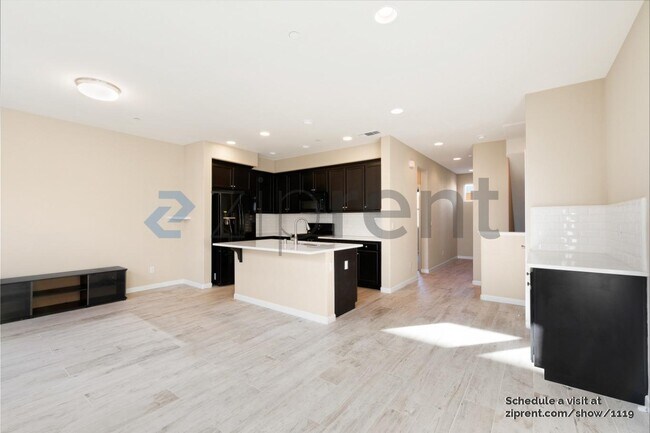 Building Photo - 5866 Dublin Blvd