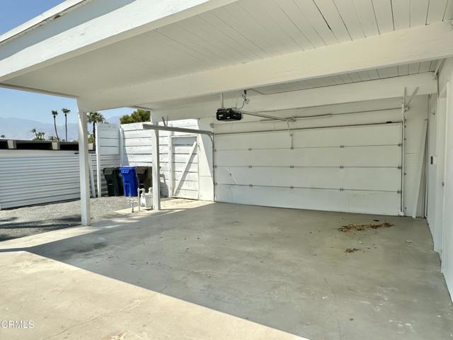 Building Photo - 422 N Farrell Dr