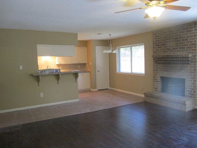 Building Photo - 14415 Crosshaven Dr