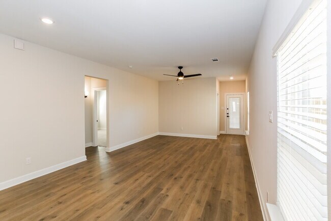 Foto del edificio - 1106 Princeton Hts Blvd