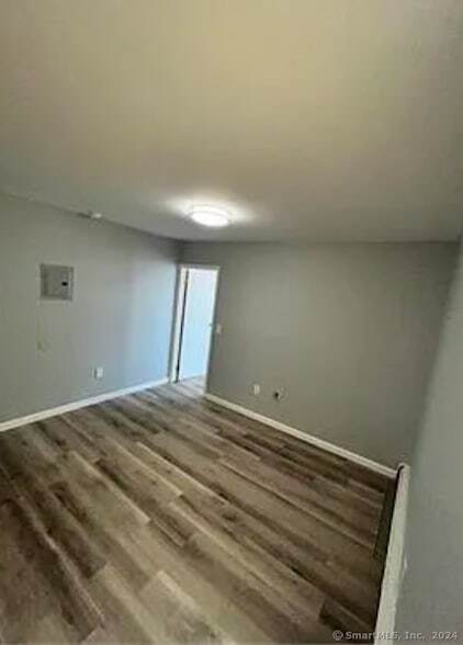 Foto principal - 503 E Main St