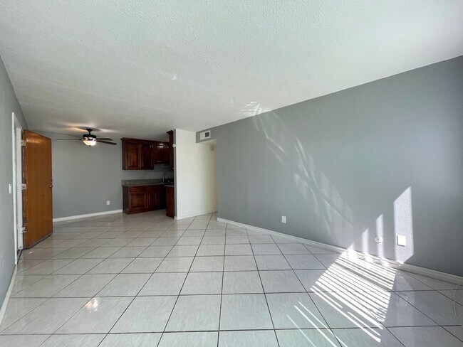 Foto del edificio - Spacious 2 Bed/ 1 Bath For Rent in Otay Mesa West Avail NOW!