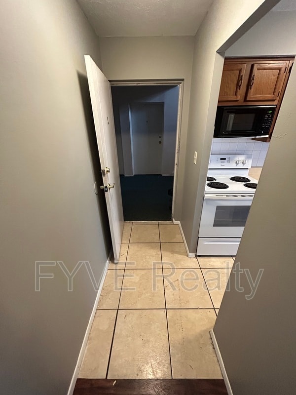 Building Photo - 31622 N Marginal Dr