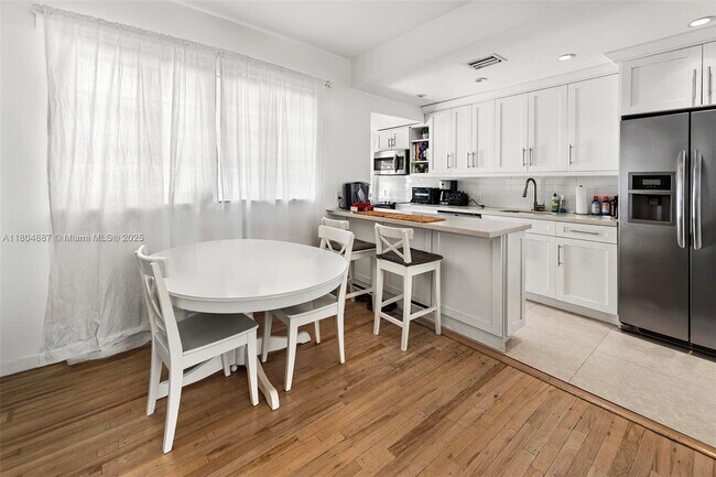 Foto del edificio - 241 28th St