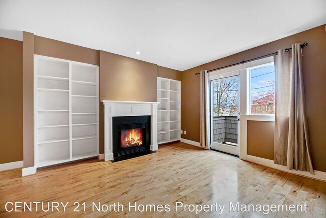 Building Photo - 2 br, 1.5 bath House - 1106 Yakima Ave S