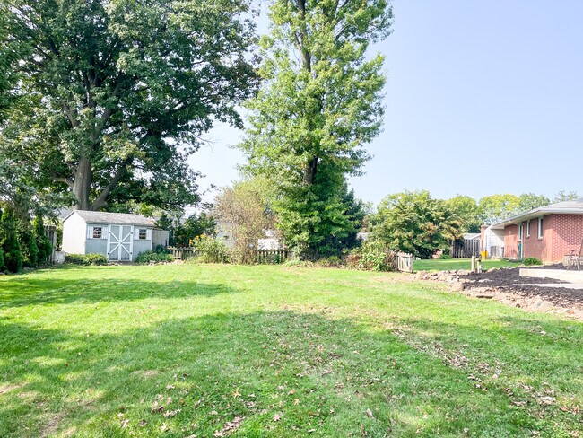 Building Photo - 4113 Rosemont Ave