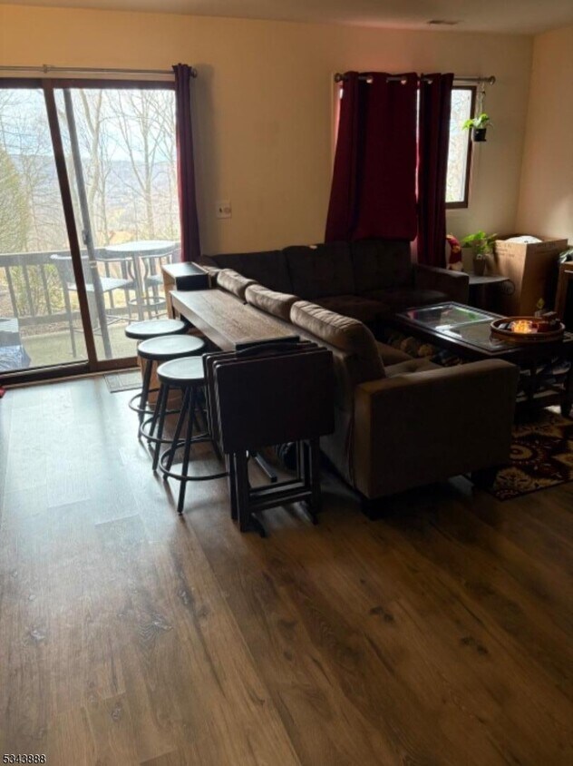 Foto principal - 1 Gray Rock Dr