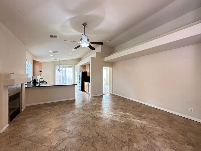 Foto del edificio - Warm Springs and Durango