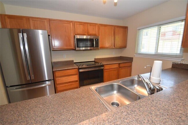 Foto del edificio - 1850 Toucan Way