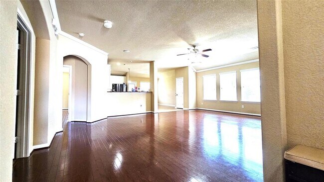 Building Photo - 12006 Golden Lodge Ln