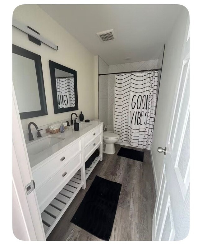 Foto del edificio - 226 S Meade St