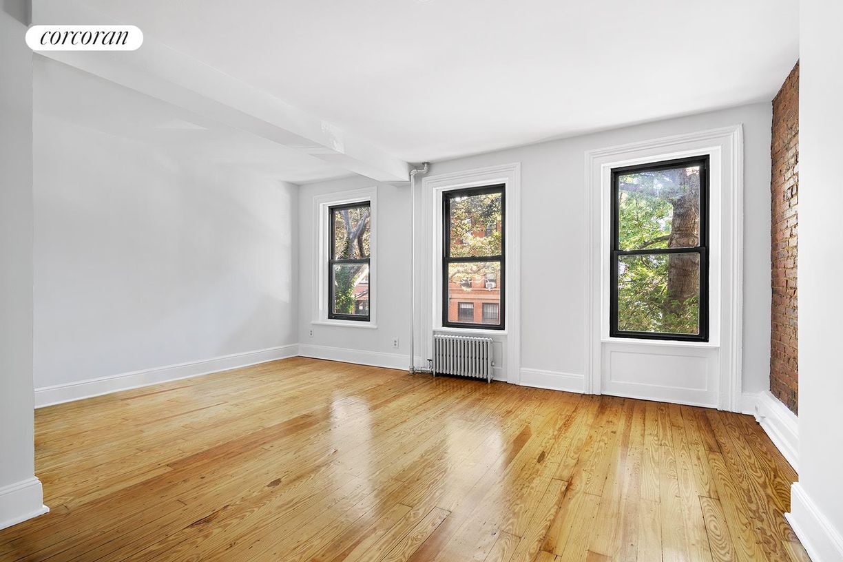 Foto principal - 52 Douglass St