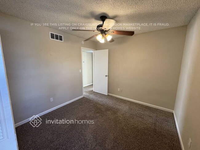 Building Photo - 6801 W Shangri La Rd