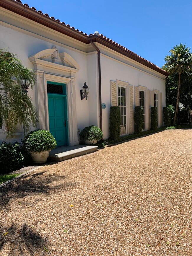 Foto del edificio - 160 Barton Ave