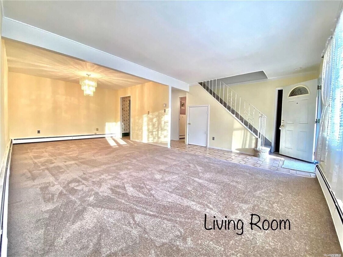 Primary Photo - 333 Loring Rd