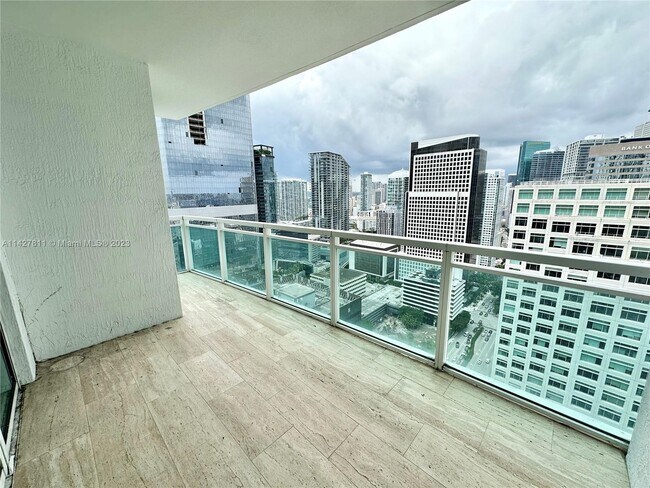 Building Photo - 951 Brickell Ave