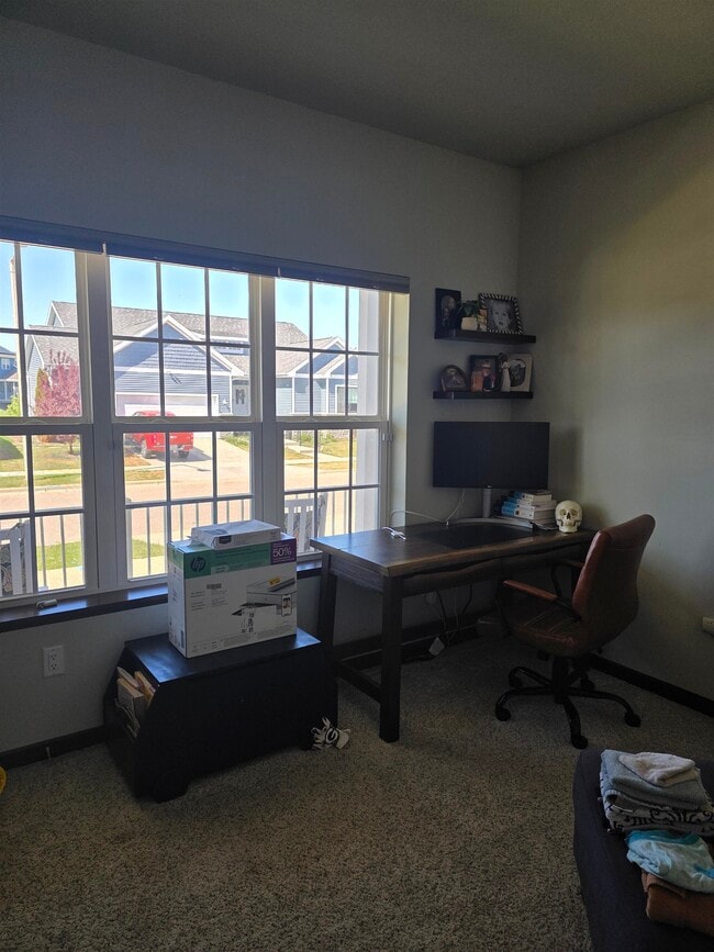 Building Photo - 9933 Cape Silver Way