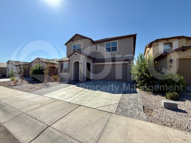 Building Photo - 2543 W Hidalgo Ave