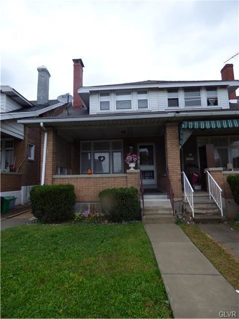 Building Photo - 1141 Fullerton Ave