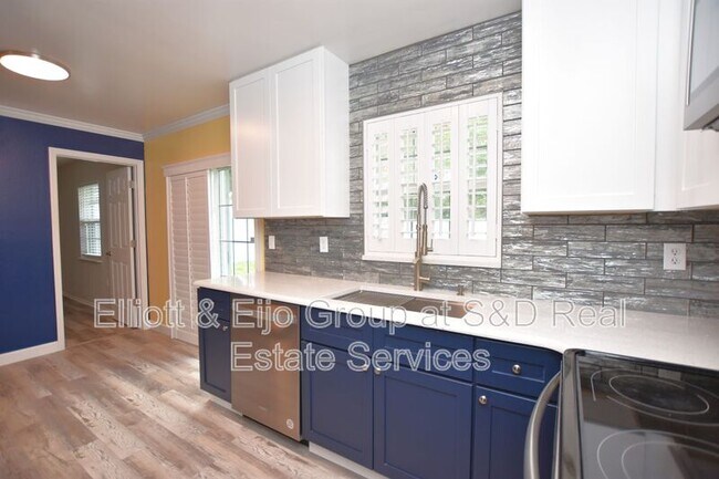 Foto del edificio - 2262 Honeycomb Ln