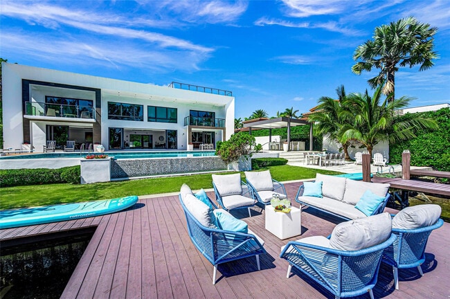 Foto del edificio - 1430 S Ocean Dr