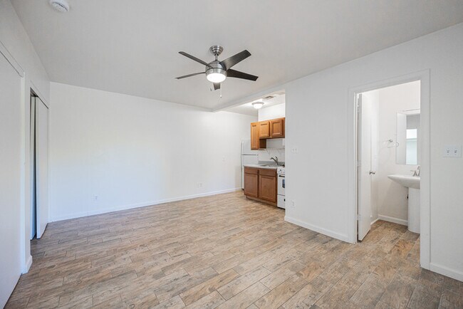 Foto del edificio - 1507 E Harvard St