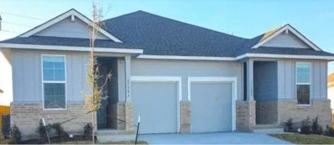 Building Photo - 1122 Stone Valley Rd