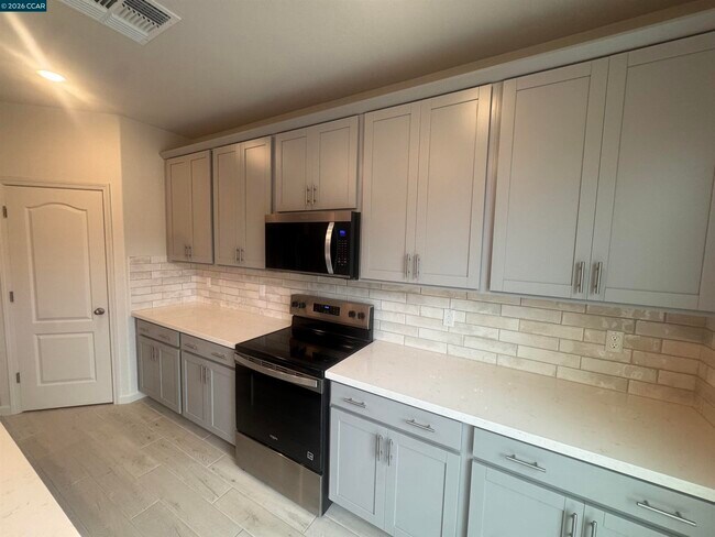 Foto del edificio - 4202 Markovich Ct