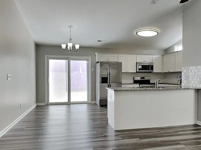 Building Photo - 108 Sampson Ct