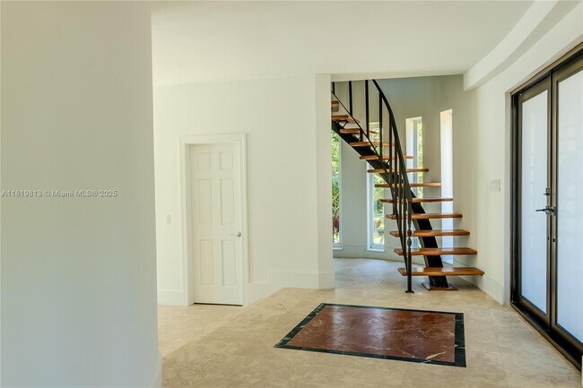 Foto del edificio - 6540 SW 135th Ter
