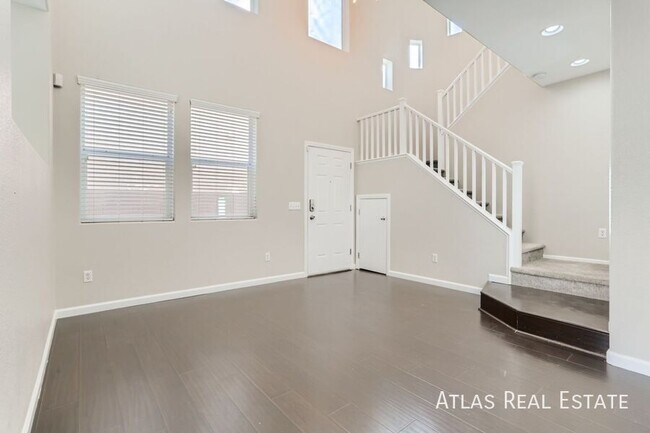 Foto del edificio - AVAILABLE NOW! | Beautiful 3-Bedroom Home ...