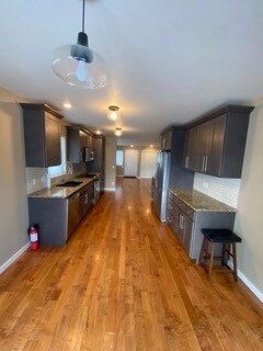 Foto del edificio - 913 Pine St