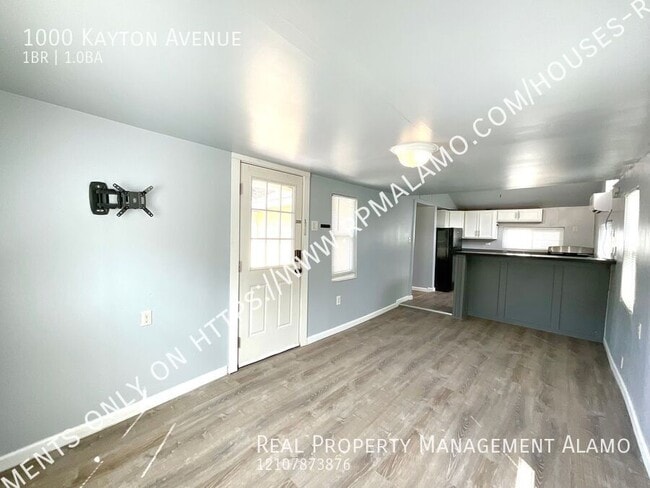 Building Photo - 1000 Kayton Ave