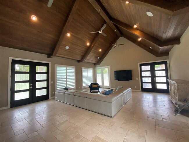 Foto del edificio - 2911 S Saddlebrook Ln