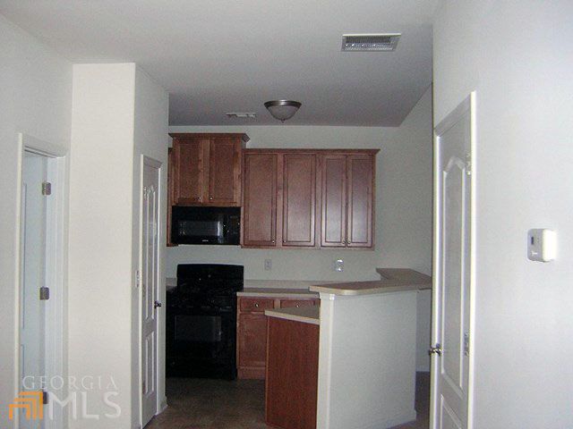 Building Photo - 6265 Colonial Vw