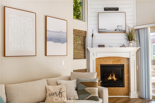 Foto del edificio - 16965 Bluewater Ln