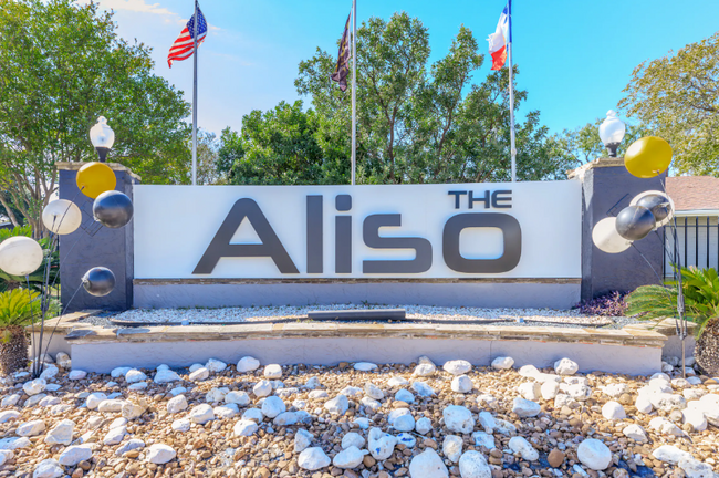 Building Photo - The Aliso Apartments