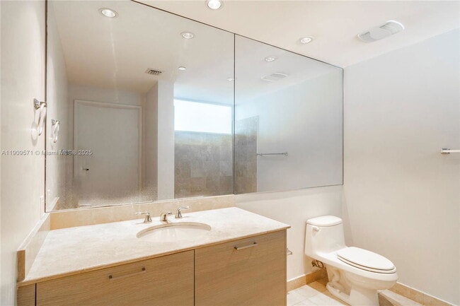 Foto del edificio - 350 NE 24th St