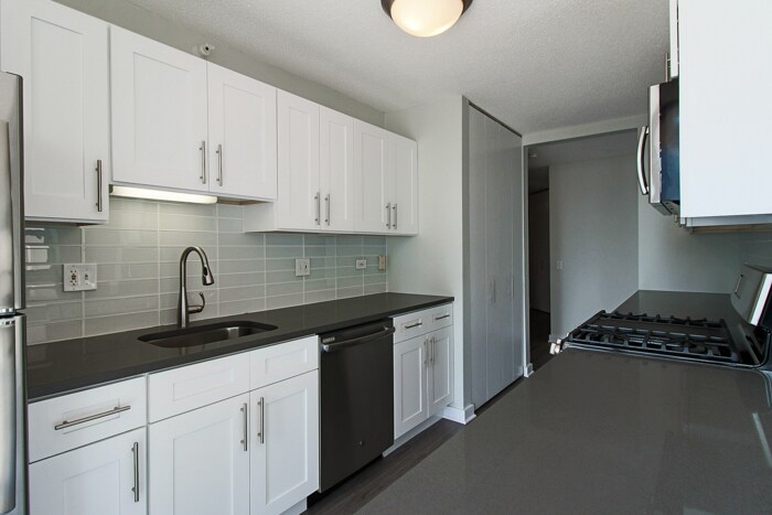 Foto principal - 539 N State St