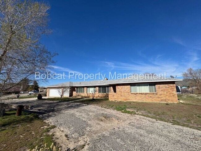 Foto del edificio - 5229 Silver Sage Dr