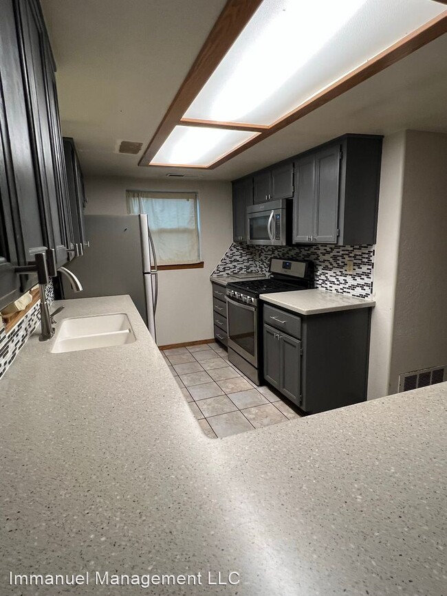 Building Photo - 3 br, 2 bath House - 3187 N Kyle Loop