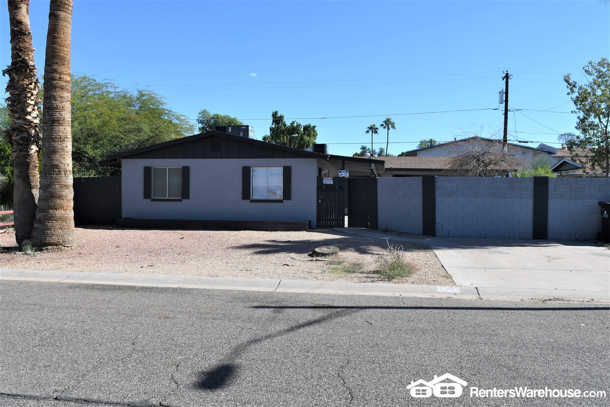 Primary Photo - 1723 N 42nd St